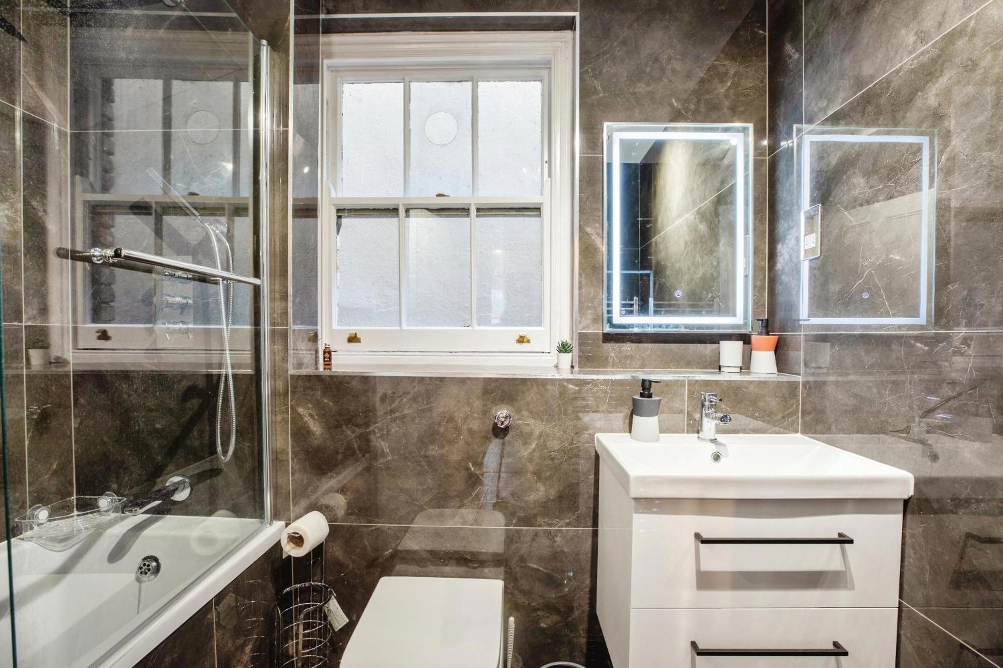 A Stunning Apartment In Paddington Londyn Zewnętrze zdjęcie